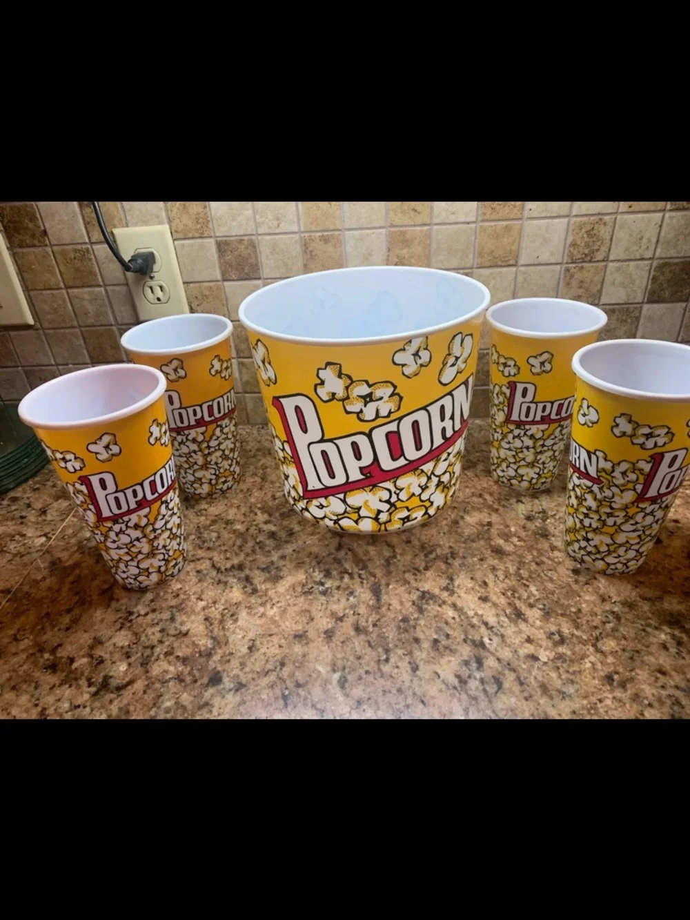 Retro Style Plastic Popcorn Bucket / Four Tall Cups Containers for Movie Night.